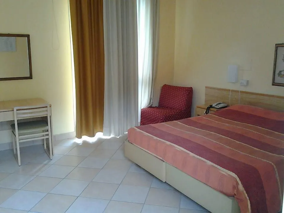 Hotel San Giorgio Limone sul Garda 3*,